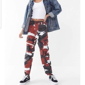 ROTHCO Battle Dress Uniform Pants Small Regular red Camo